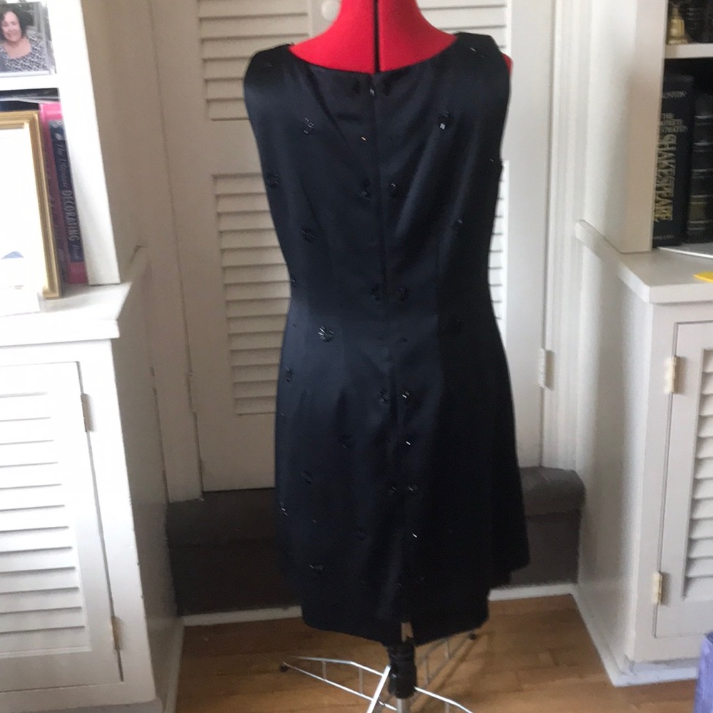 Beautiful Liz Claiborne sleeveless dress size 10 - Picture 3 of 6